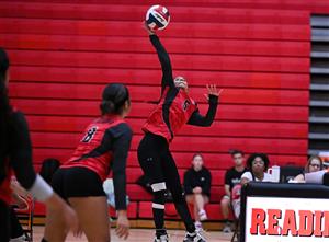 girls volleyball